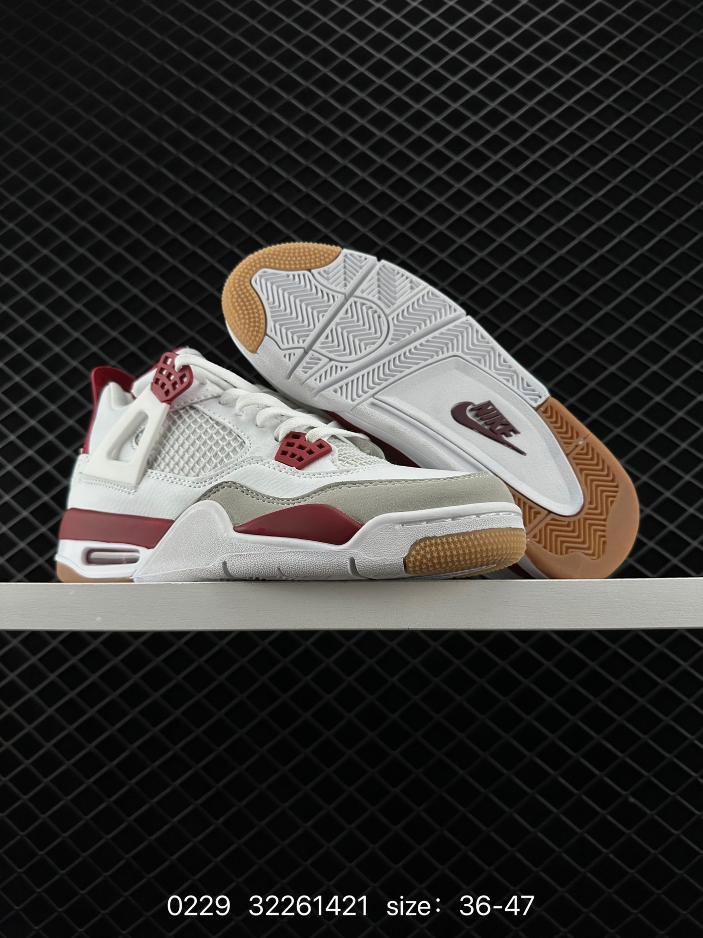 Air Jordan 4 Retro OG